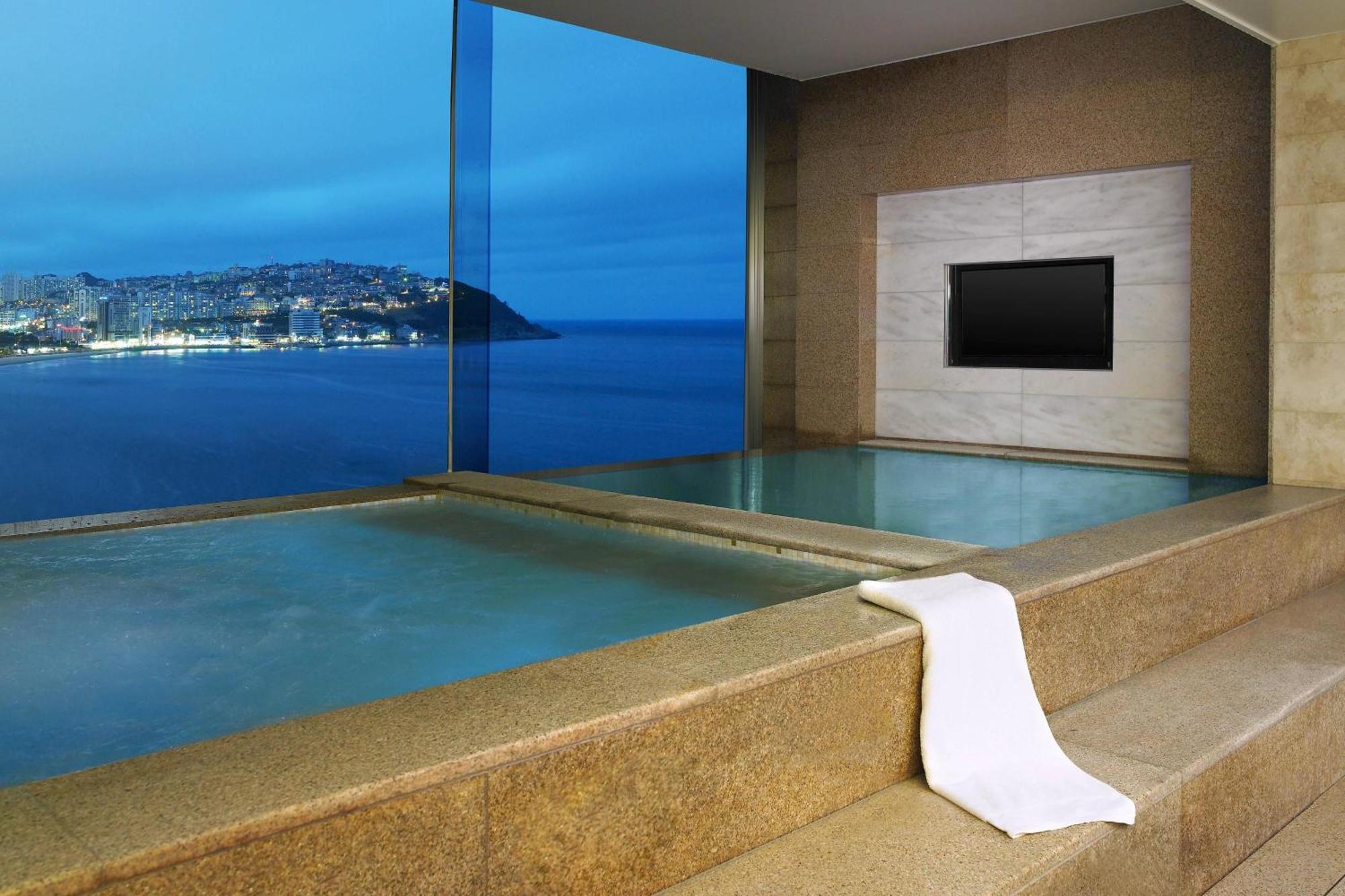 The Westin Josun Пусан Екстериор снимка